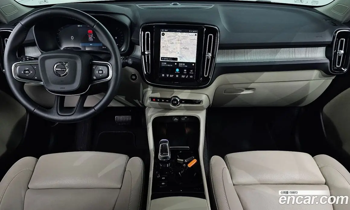 Volvo XC40 2024 2.0 АКПП, фото 20