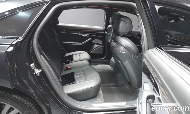Audi A8 2023 3.0 АКПП, миниатюра 12