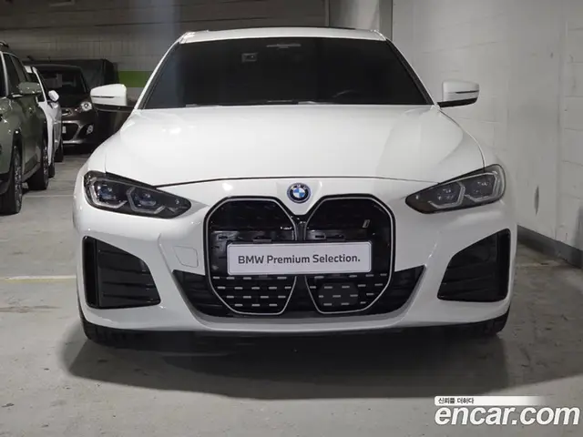 BMW i4 2023 0.2 АКПП, миниатюра 3