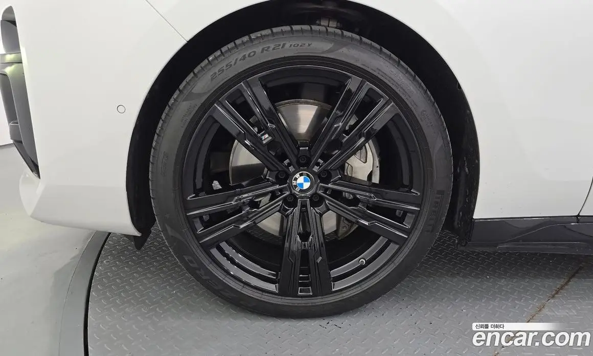 BMW i7 2025 0.3 АКПП, фото 5