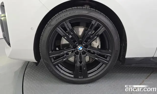 BMW i7 2025 0.3 АКПП, миниатюра 5