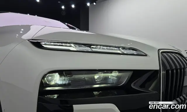 BMW i7 2025 0.3 АКПП, миниатюра 8