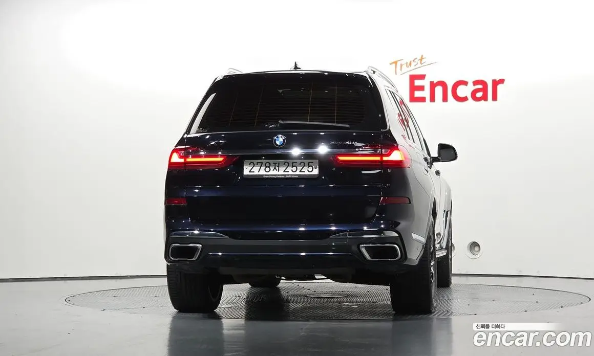BMW X7 2021 3.0 АКПП, фото 3