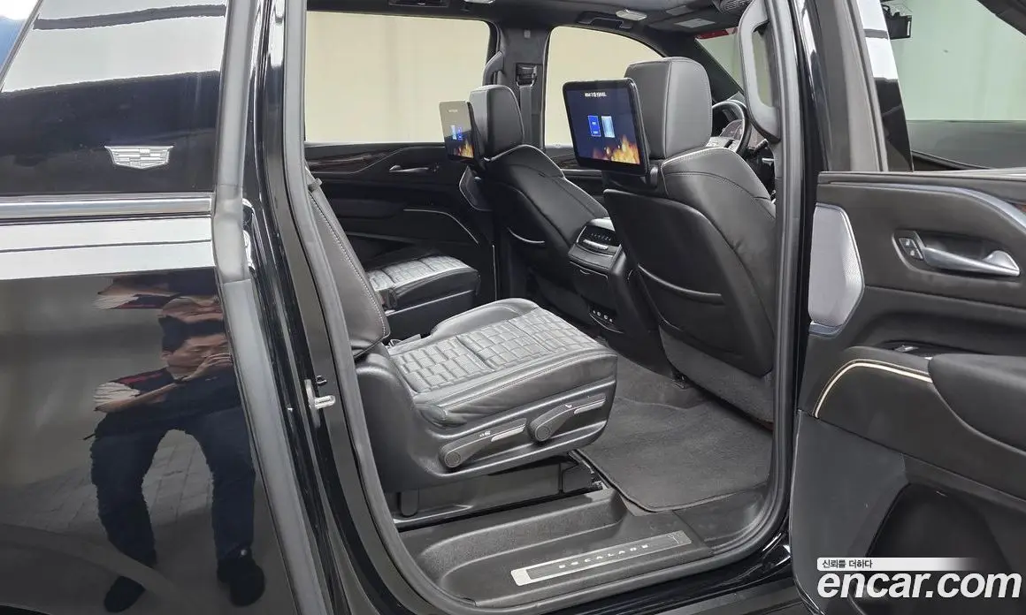 Cadillac Escalade 2024 6.2 АКПП, фото 16
