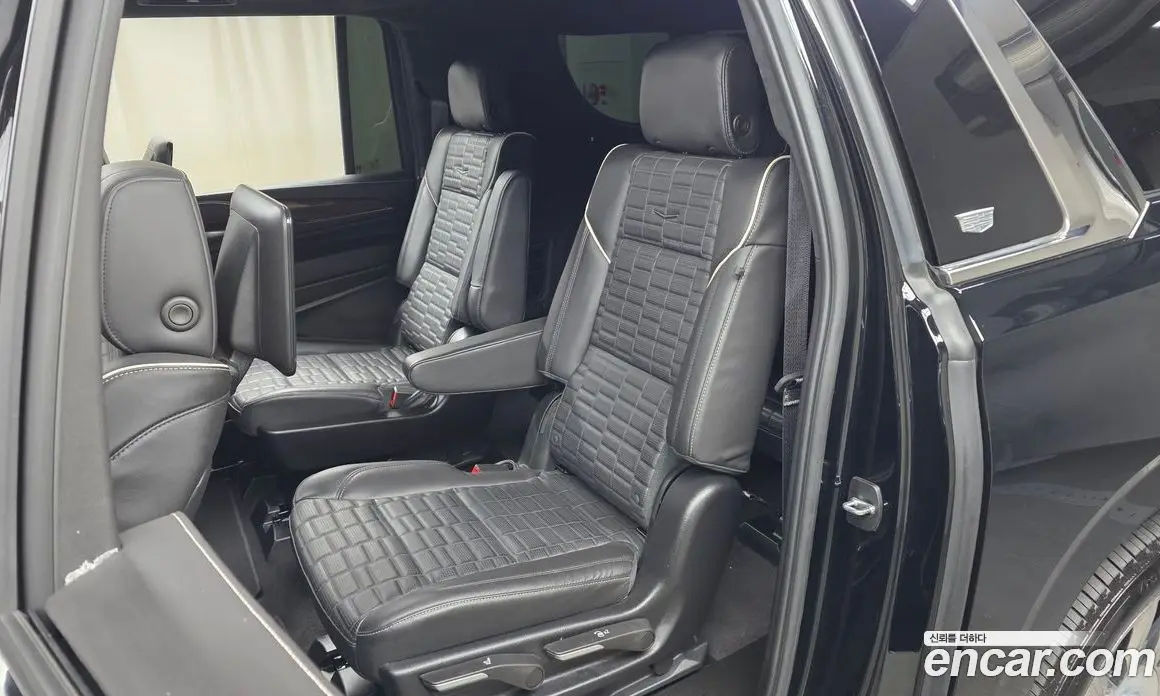 Cadillac Escalade 2024 6.2 АКПП, фото 17
