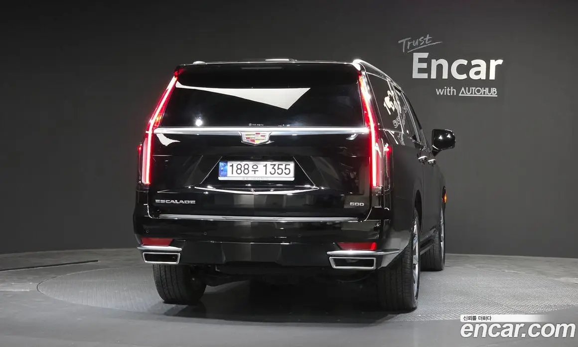 Cadillac Escalade 2024 6.2 АКПП, фото 3