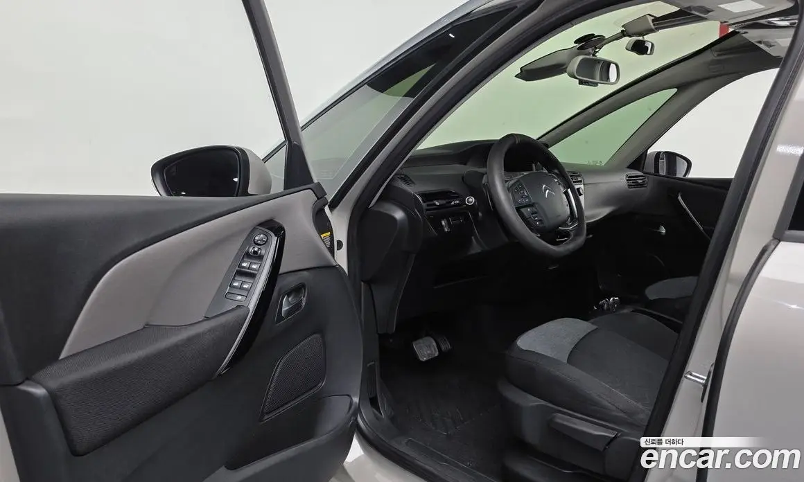 Citroen C4 Picasso 2018 1.6 АКПП, фото 13