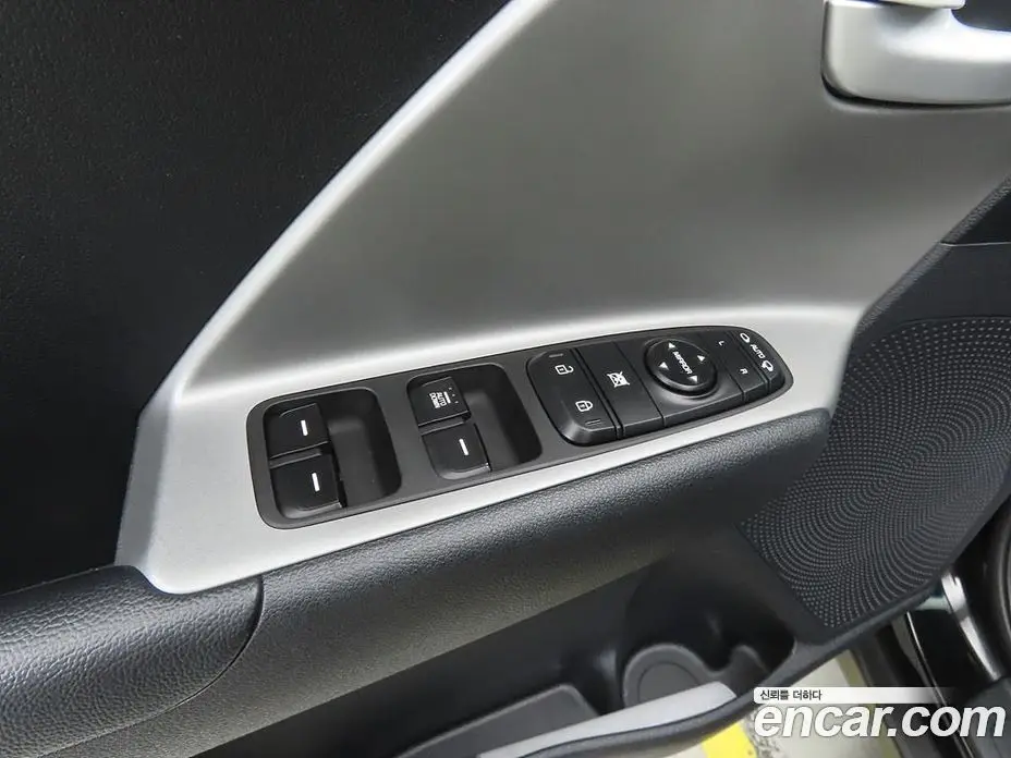 Kia Niro 2017 1.6 АКПП, фото 14