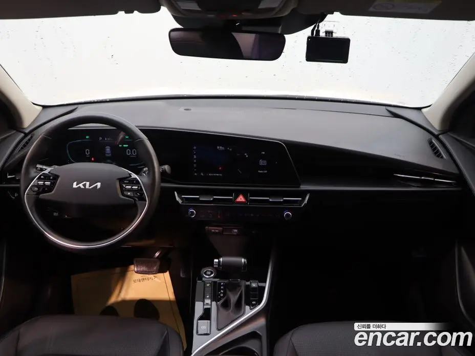 Kia Niro 2023 1.6 АКПП, фото 13