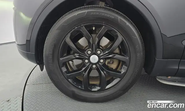 Land Rover Discovery 2018 2.0 АКПП, миниатюра 5 Land Rover Discovery 2018 2.0 АКПП, миниатюра 5