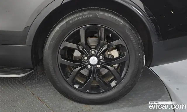Land Rover Discovery 2018 2.0 АКПП, миниатюра 7 Land Rover Discovery 2018 2.0 АКПП, миниатюра 7
