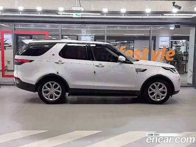 Land Rover Discovery 2018 2.0 АКПП, миниатюра 3