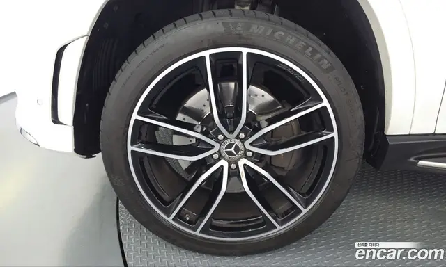 Mercedes-Benz GLS-Class 2023 4.0 АКПП, миниатюра 5