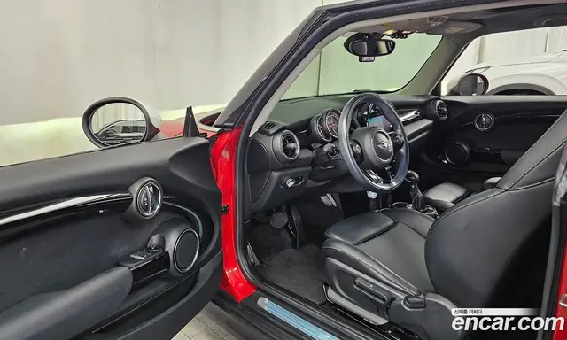 Mini Cooper 2015 1.5 АКПП, миниатюра 10