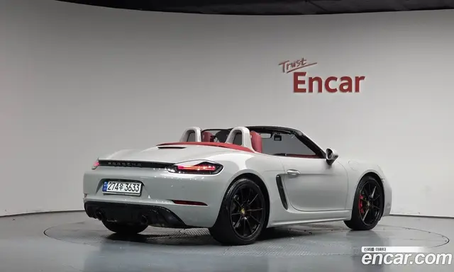 Porsche 718, 2023, 5 478 км