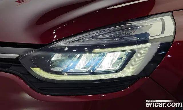 Renault (Samsung) Clio 2018 1.5 АКПП, миниатюра 8 Renault (Samsung) Clio 2018 1.5 АКПП, миниатюра 8