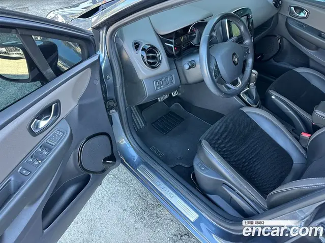 Renault (Samsung) Clio 2019 1.5 АКПП, миниатюра 7 Renault (Samsung) Clio 2019 1.5 АКПП, миниатюра 7