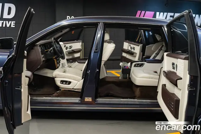 Rolls-Royce Phantom 2018 6.7 АКПП, миниатюра 10