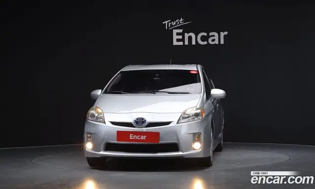 Toyota Prius 2010 1.8 АКПП, миниатюра 3