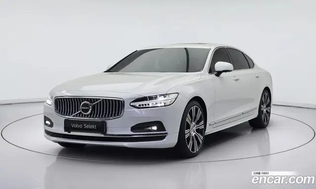 Volvo S90, 2024, 28 904 км