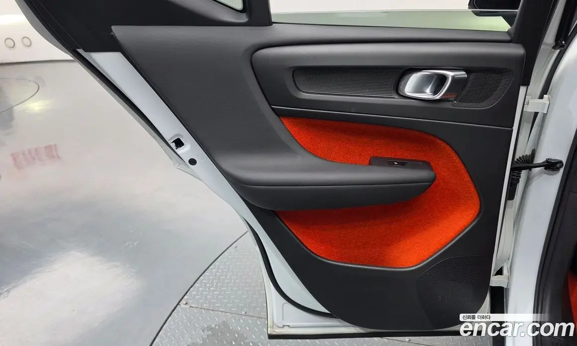 Volvo XC40 2018 2.0 АКПП, фото 15