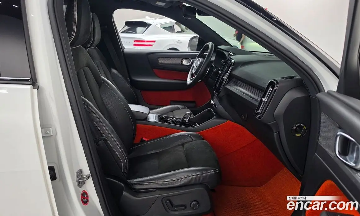 Volvo XC40 2018 2.0 АКПП, фото 16