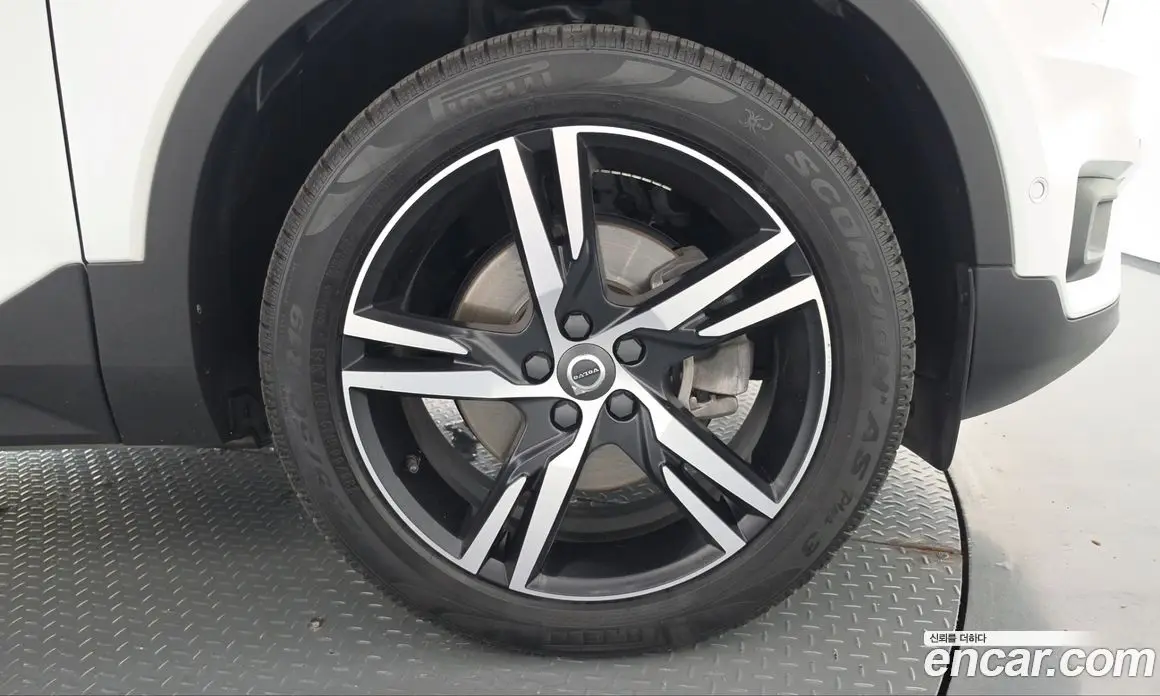 Volvo XC40 2018 2.0 АКПП, фото 7