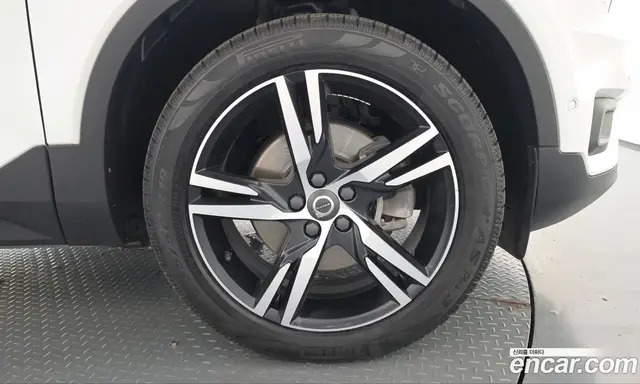 Volvo XC40 2018 2.0 АКПП, миниатюра 7