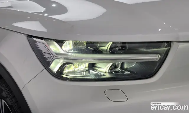 Volvo XC40 2018 2.0 АКПП, миниатюра 8