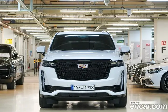 Cadillac Escalade, 2023, 29 919 км