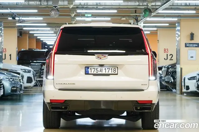Cadillac Escalade 2023 6.2 АКПП, миниатюра 2