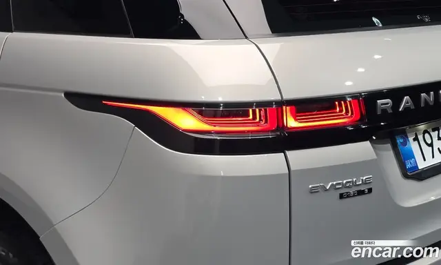Land Rover Range Rover Evoque 2020 2.0 АКПП, миниатюра 8