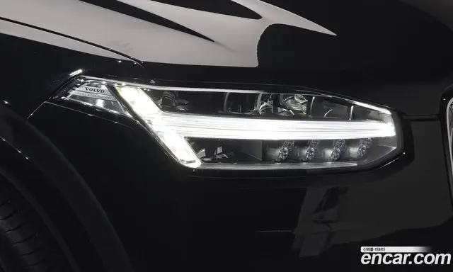 Volvo XC90 2023 2.0 АКПП, миниатюра 7 Volvo XC90 2023 2.0 АКПП, миниатюра 7