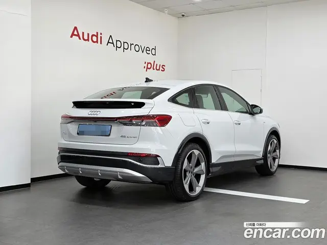Audi Q4 e-tron 2026 0.2 АКПП, миниатюра 2