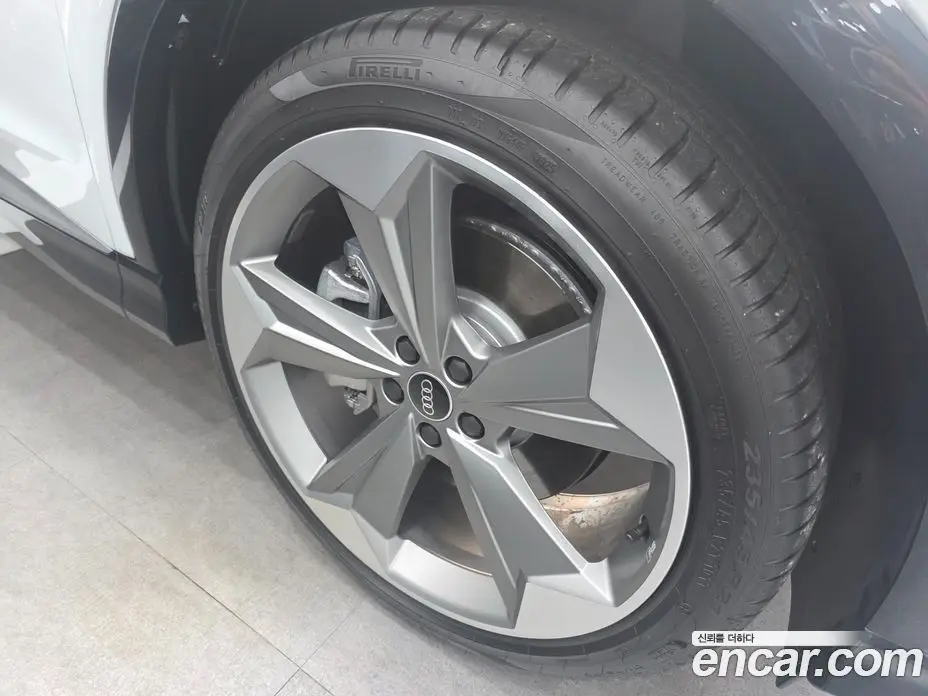 Audi Q4 e-tron 2026 0.2 АКПП, фото 5