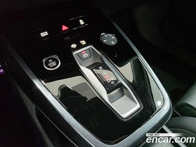 Audi Q4 e-tron 2026 0.2 АКПП, миниатюра 9