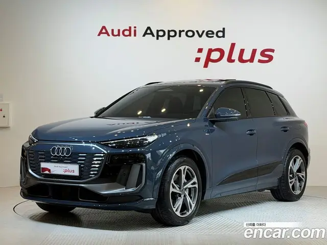 Audi Q6 e-tron, 2026, 5 242 км