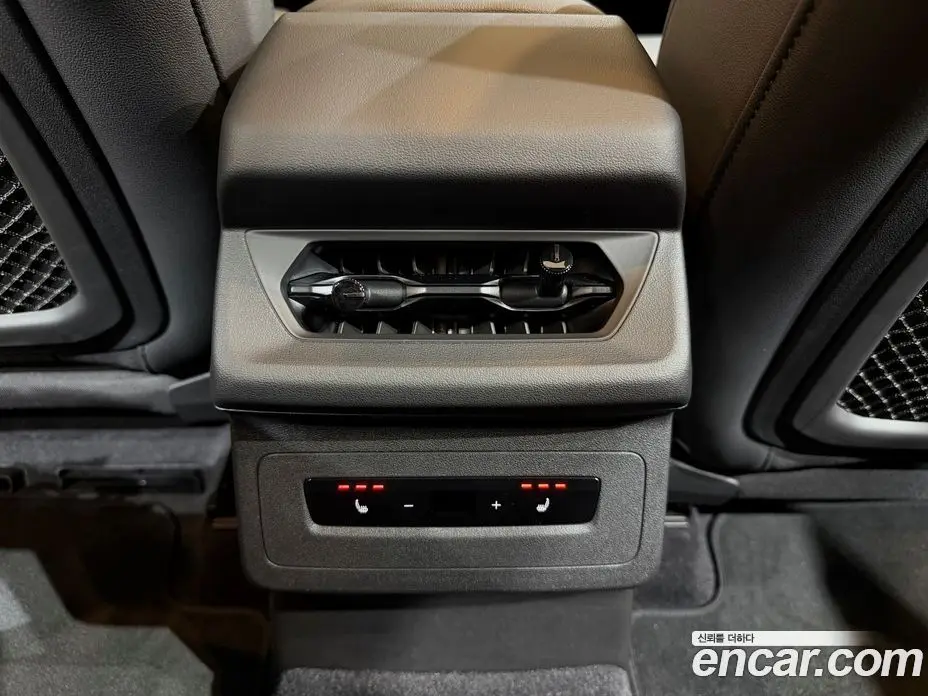 Audi Q6 e-tron 2026 0.3 АКПП, фото 19