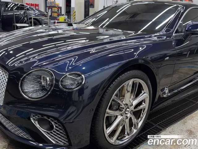 Bentley Continental 2020 4.0 АКПП, миниатюра 9 Bentley Continental 2020 4.0 АКПП, миниатюра 9