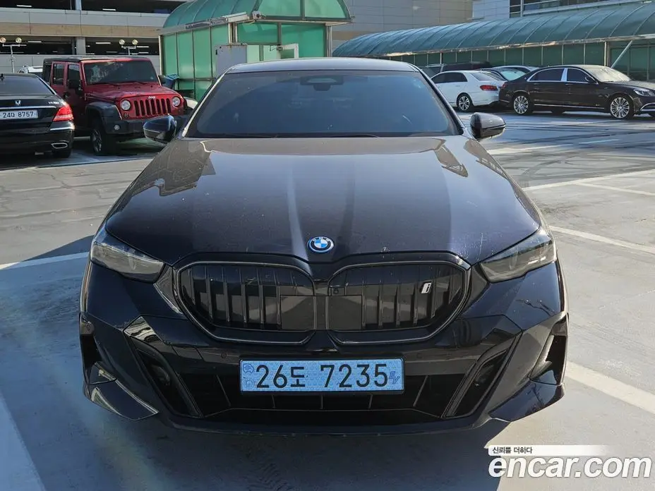 BMW i5 2025 0.2 АКПП, фото 3