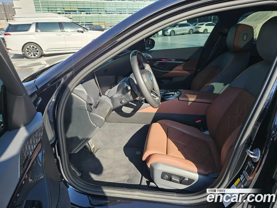 BMW i5 2025 0.2 АКПП, фото 5