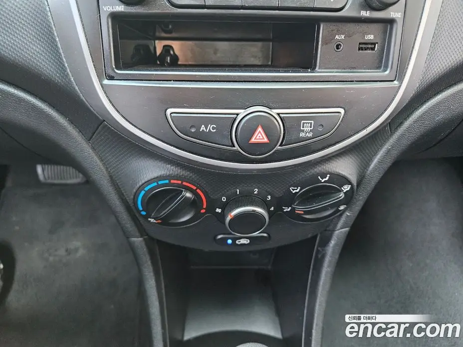 Hyundai Accent 2015 1.6 АКПП, фото 11