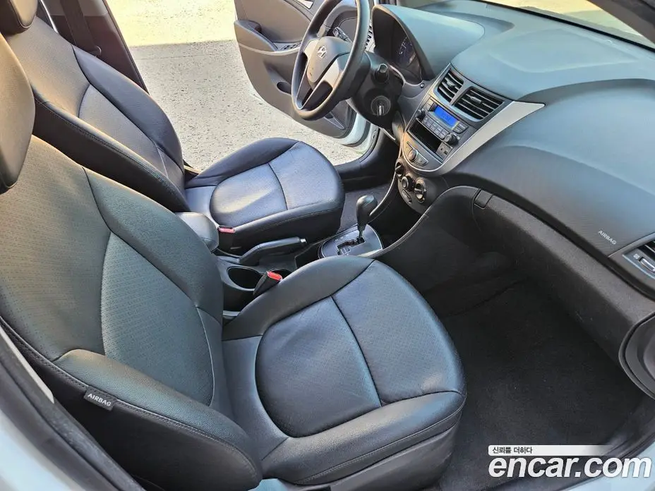 Hyundai Accent 2015 1.6 АКПП, фото 16
