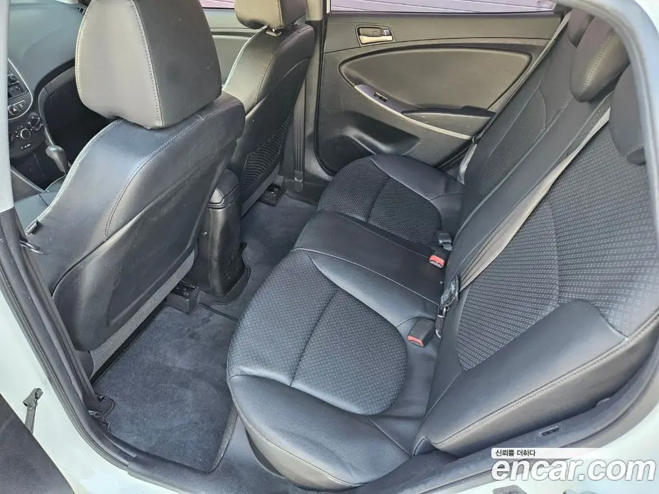 Hyundai Accent 2015 1.6 АКПП, фото 17