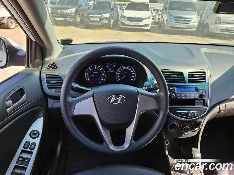 Hyundai Accent 2015 1.6 АКПП, фото 18