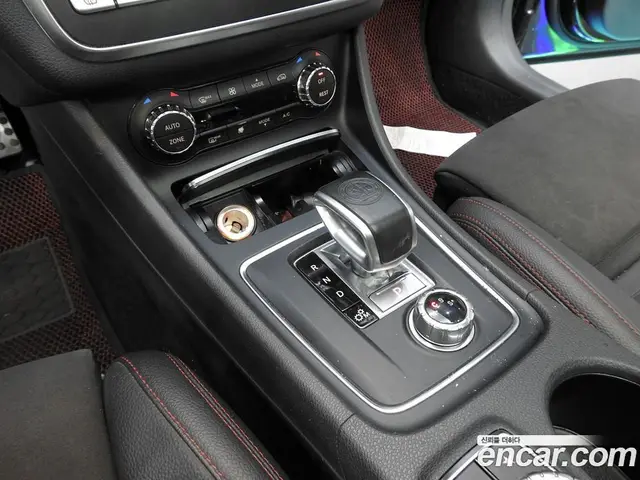 Mercedes-Benz GLA-Class 2017 2.0 АКПП, миниатюра 9
