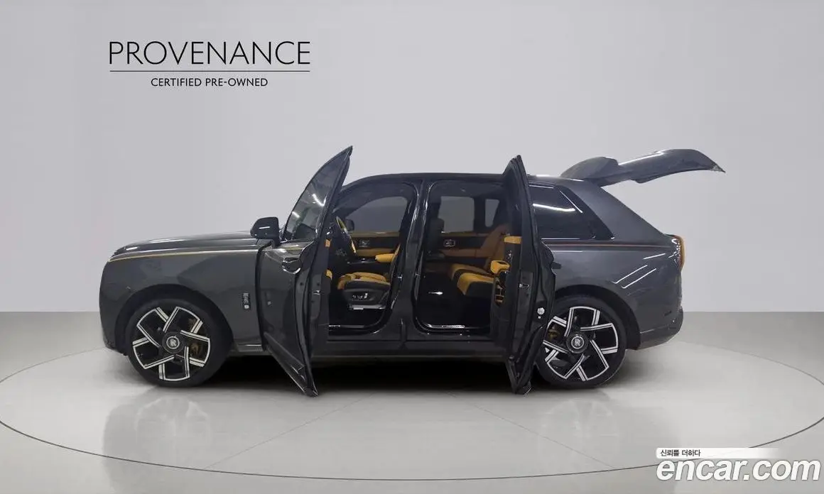 Rolls-Royce Cullinan 2025 6.7 АКПП, фото 4