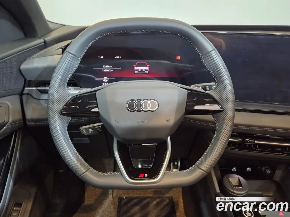 Audi Q6 e-tron 2025 0.2 АКПП, фото 12