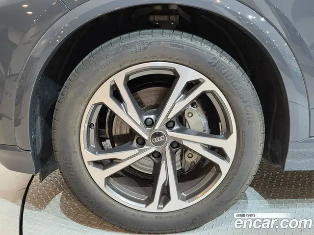 Audi Q6 e-tron 2025 0.2 АКПП, миниатюра 5