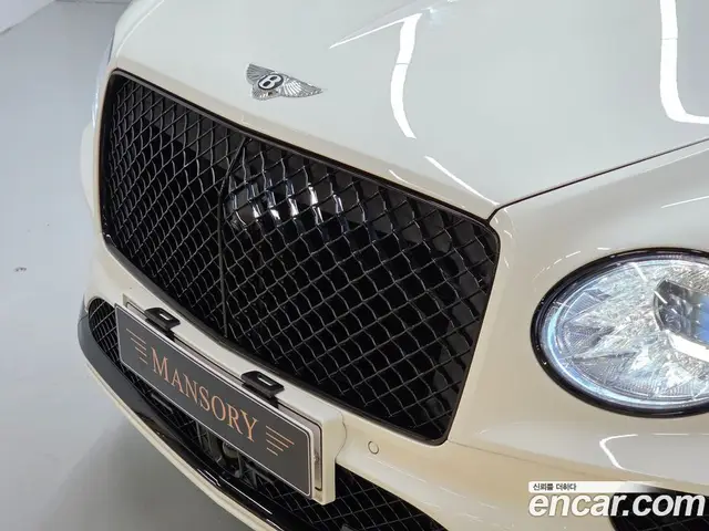 Bentley Bentayga 2024 4.0 АКПП, миниатюра 6 Bentley Bentayga 2024 4.0 АКПП, миниатюра 6